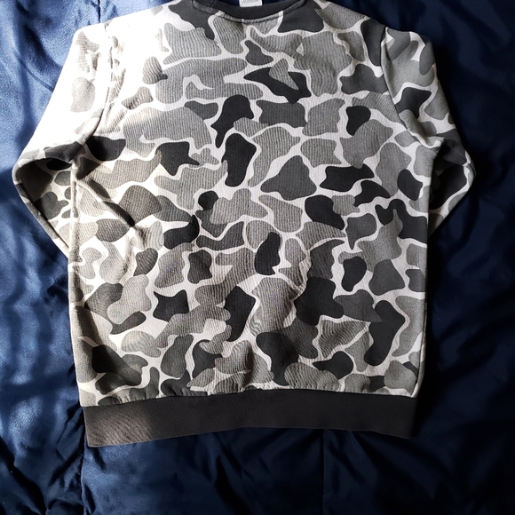 Adidas crewneck - Picture 3 of 3